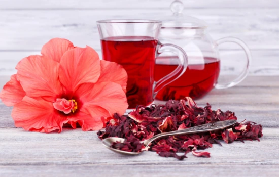 Té de Hibisco: Beneficios para el Bienestar Masculino